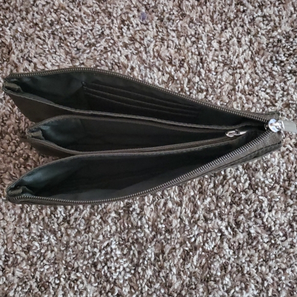 Nylon Wristlet - Picture 3 of 8